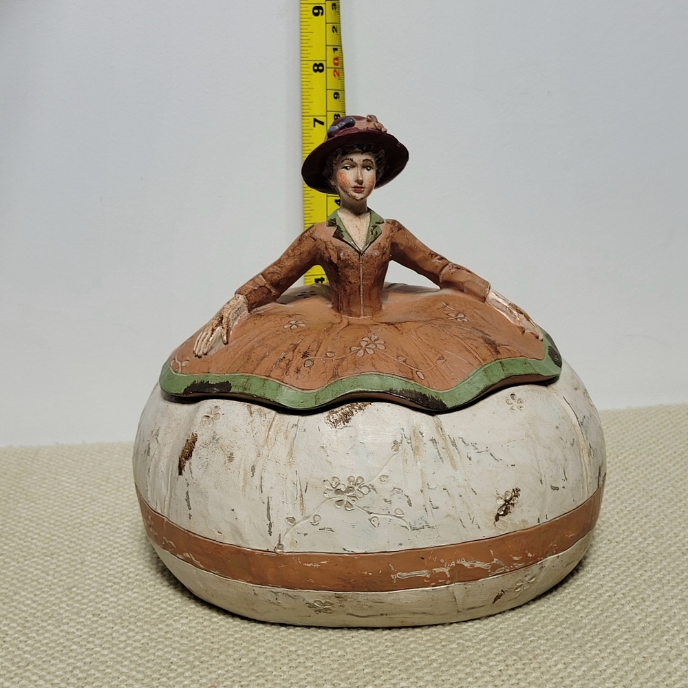 Vintage Appalachian Working Woman Powder Box Folk Art - Picture 12 of 15